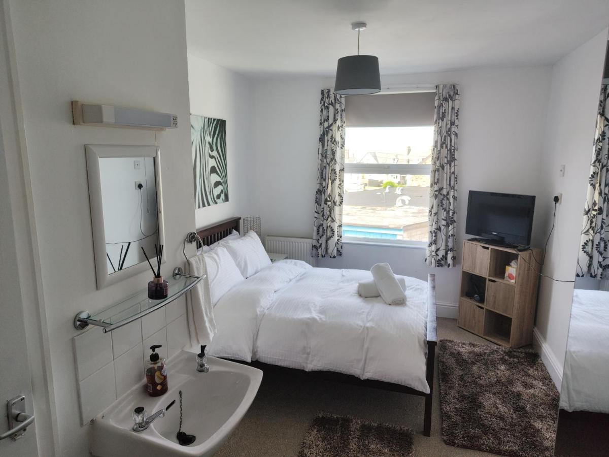 Styles & White Stays - Central Newquay New Quay Eksteriør billede